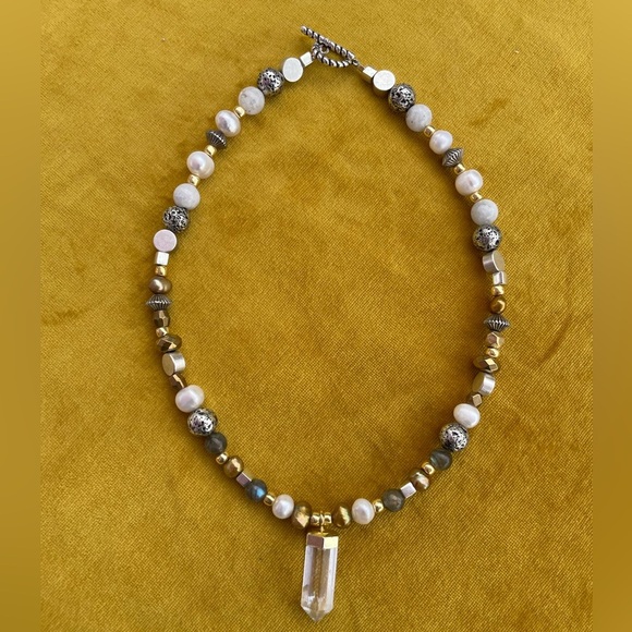 LivFree Designs Jewelry - Quartz Drop Beaded Pearl Gold Silver Toggle Clasp Necklace Choker 15”